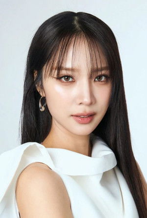 Jan Ployshompoo Supasap