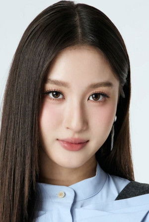 彬雅帕·珍帕诵 Benyapa Jeenprasom